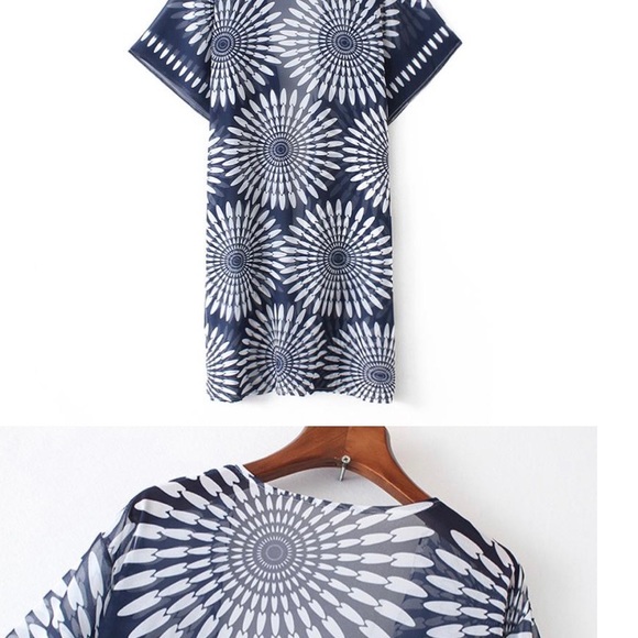 Floral Print Loose Kimono - Picture 5 of 5